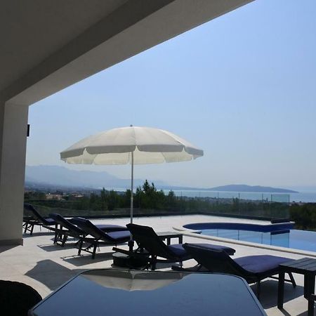 Villa Orao Kaštel Novi 外观 照片