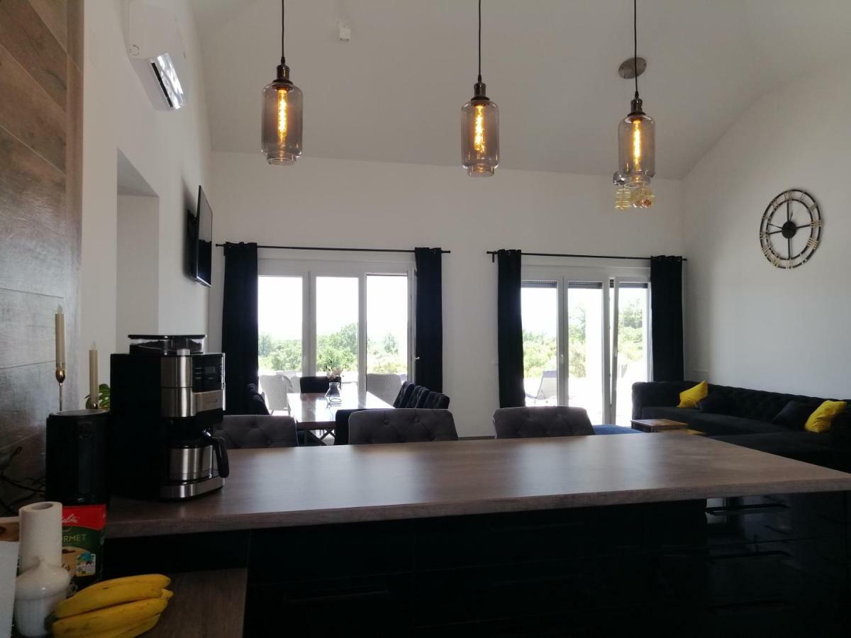 Villa Orao Kaštel Novi 外观 照片