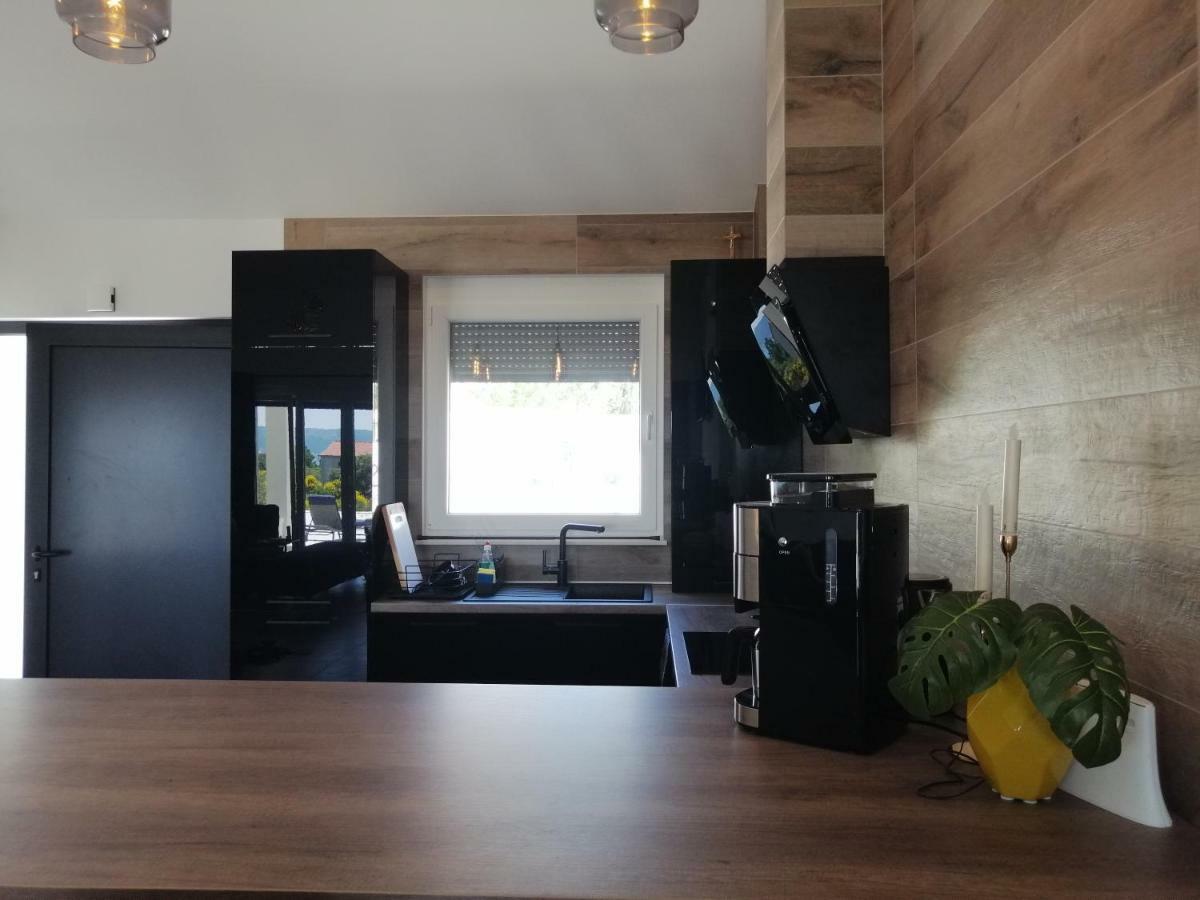 Villa Orao Kaštel Novi 外观 照片