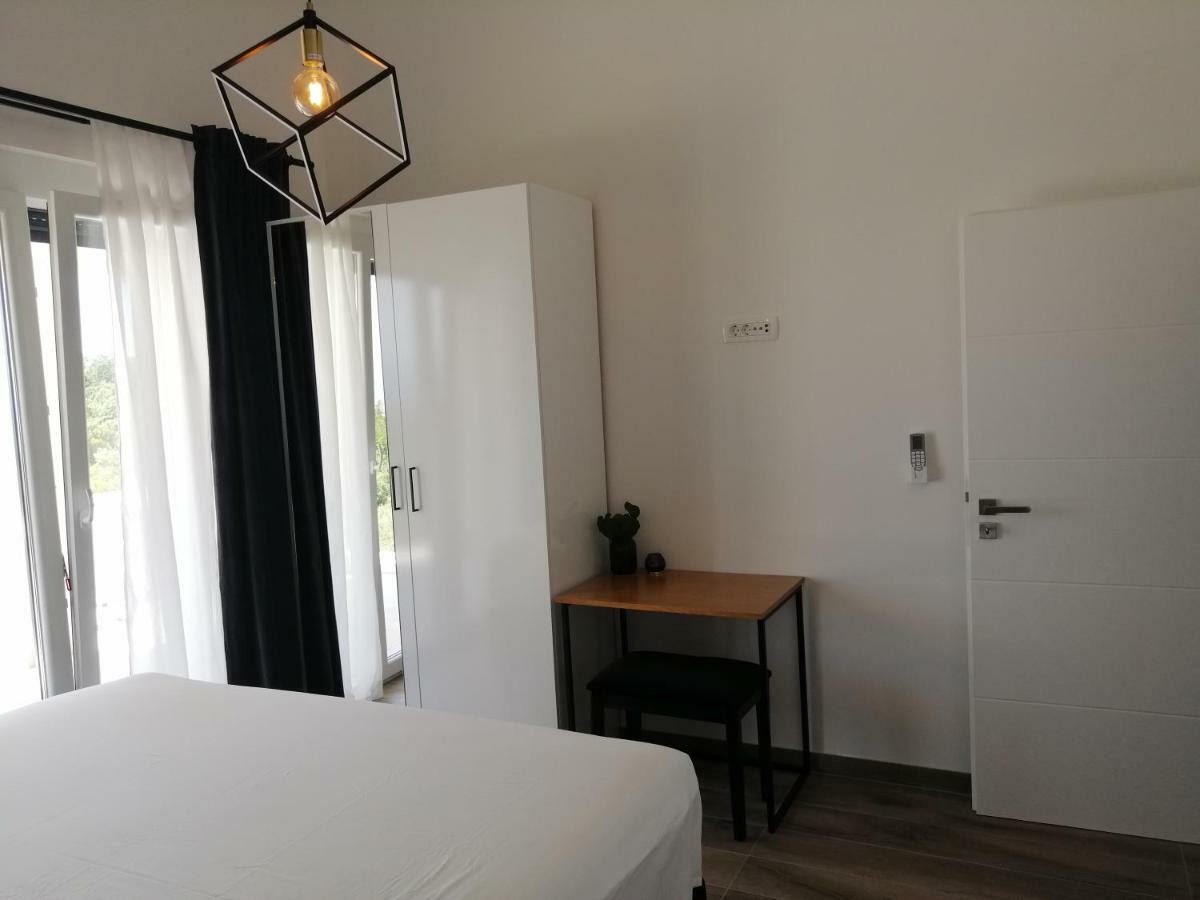 Villa Orao Kaštel Novi 外观 照片