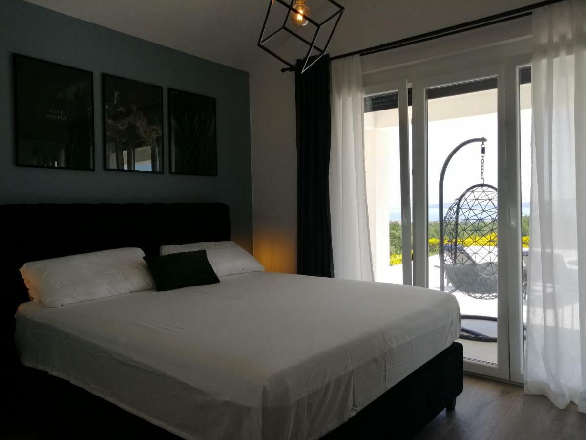 Villa Orao Kaštel Novi 外观 照片