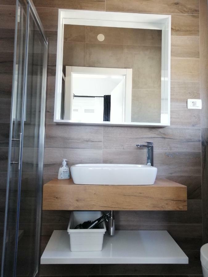 Villa Orao Kaštel Novi 外观 照片
