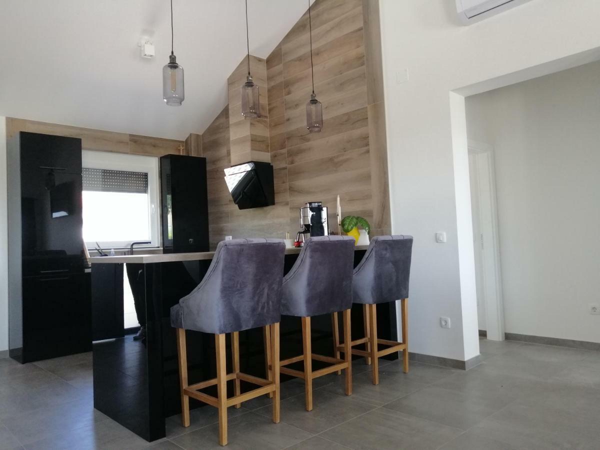 Villa Orao Kaštel Novi 外观 照片