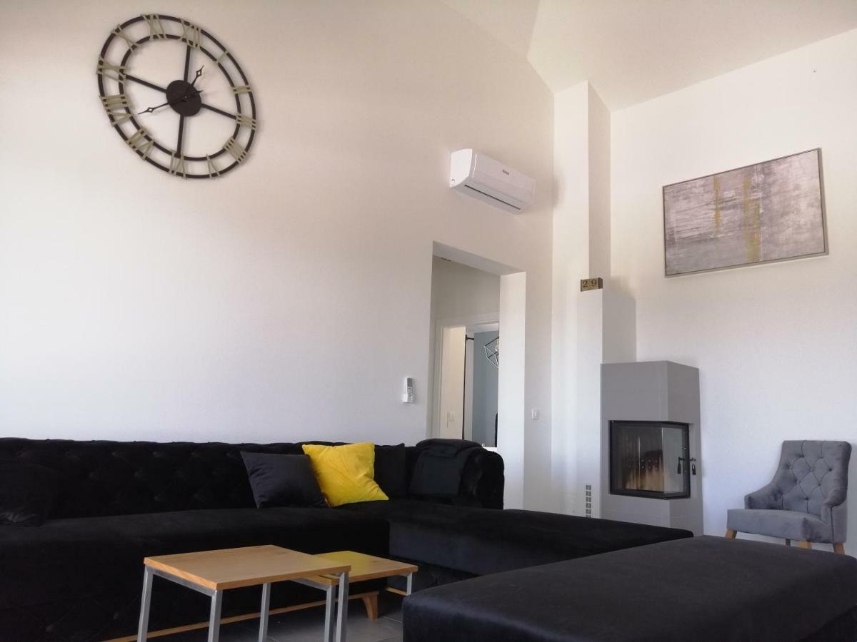 Villa Orao Kaštel Novi 外观 照片