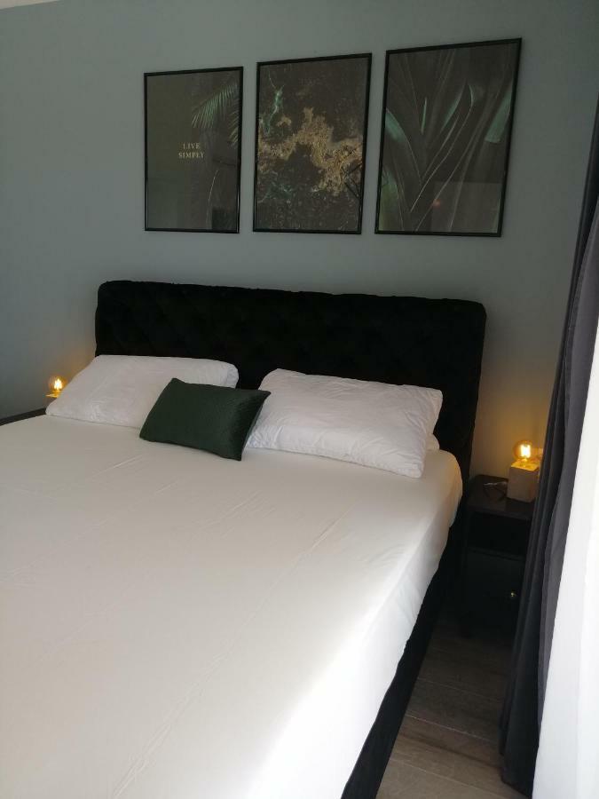 Villa Orao Kaštel Novi 外观 照片