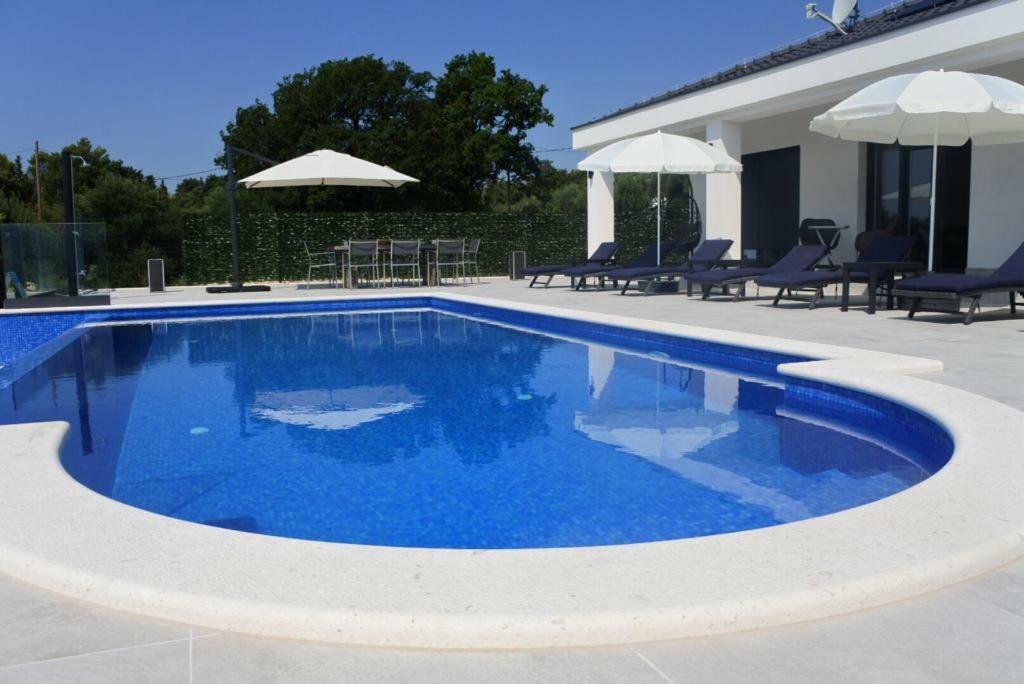 Villa Orao Kaštel Novi 外观 照片