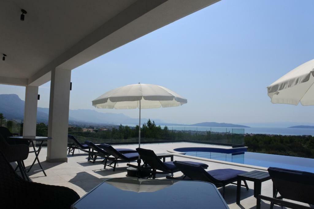 Villa Orao Kaštel Novi 外观 照片