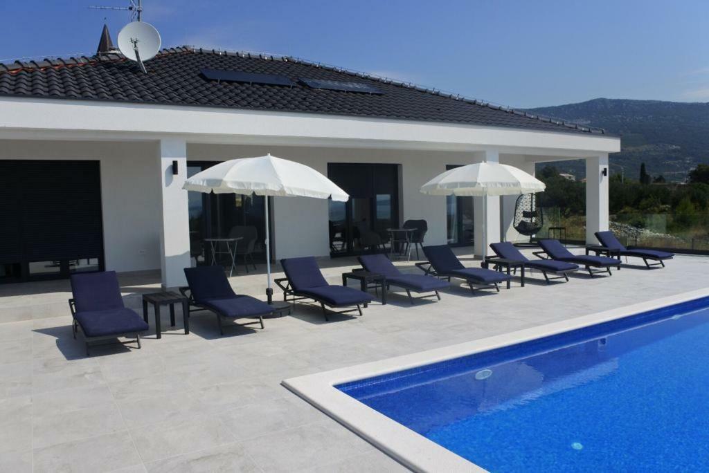 Villa Orao Kaštel Novi 外观 照片